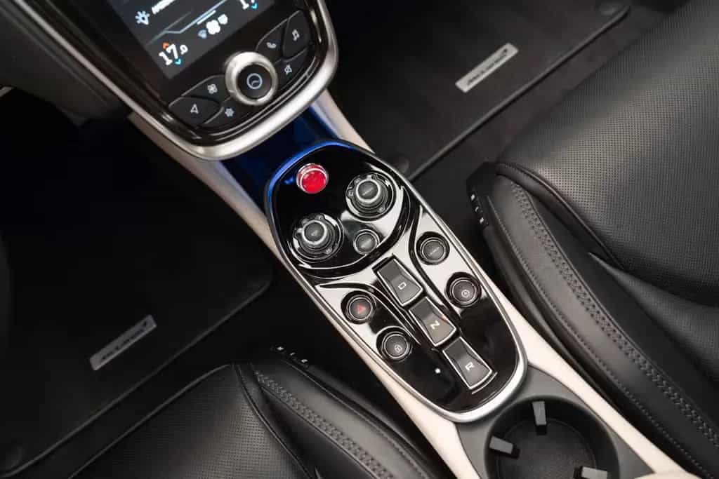 McLaren GT 04/2023-photo-16
