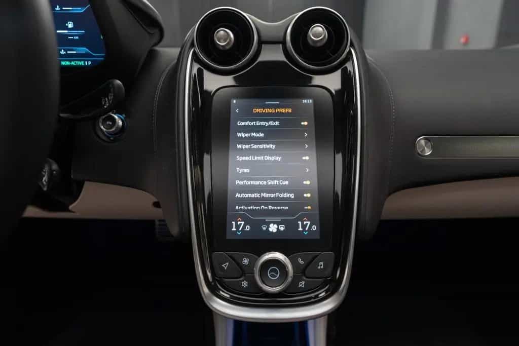 McLaren GT 04/2023-photo-22