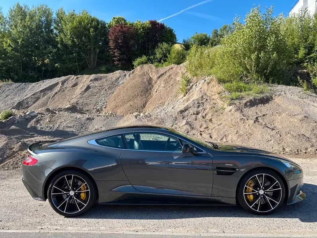 Aston Martin Vanquish 6.0 *B&O*Carbondach*Mwst.* 09/2014-photo-2