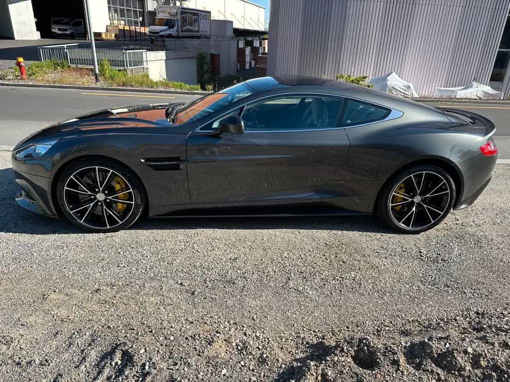 Aston Martin Vanquish 6.0 *B&O*Carbondach*Mwst.* 09/2014-photo-7