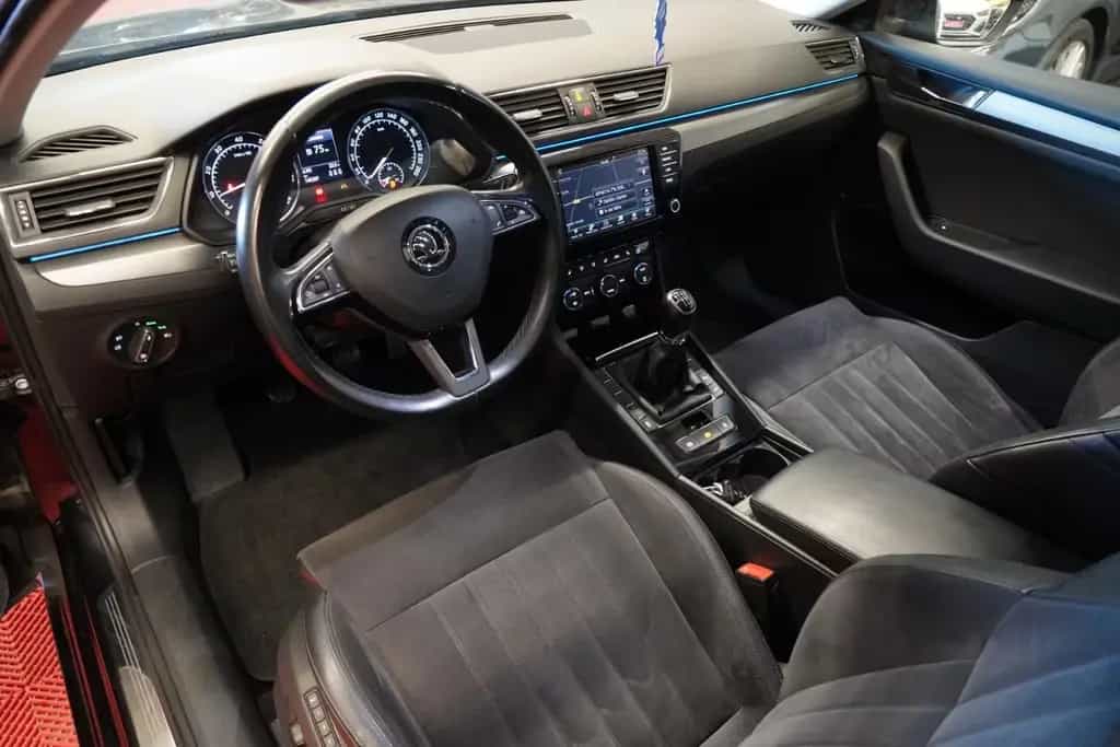 Skoda Superb 1.8 TSI Combi Style 2.Hand*Unfallfrei* 12/2016-photo-12