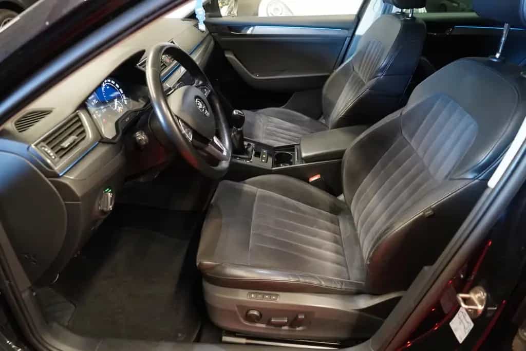 Skoda Superb 1.8 TSI Combi Style 2.Hand*Unfallfrei* 12/2016-photo-13
