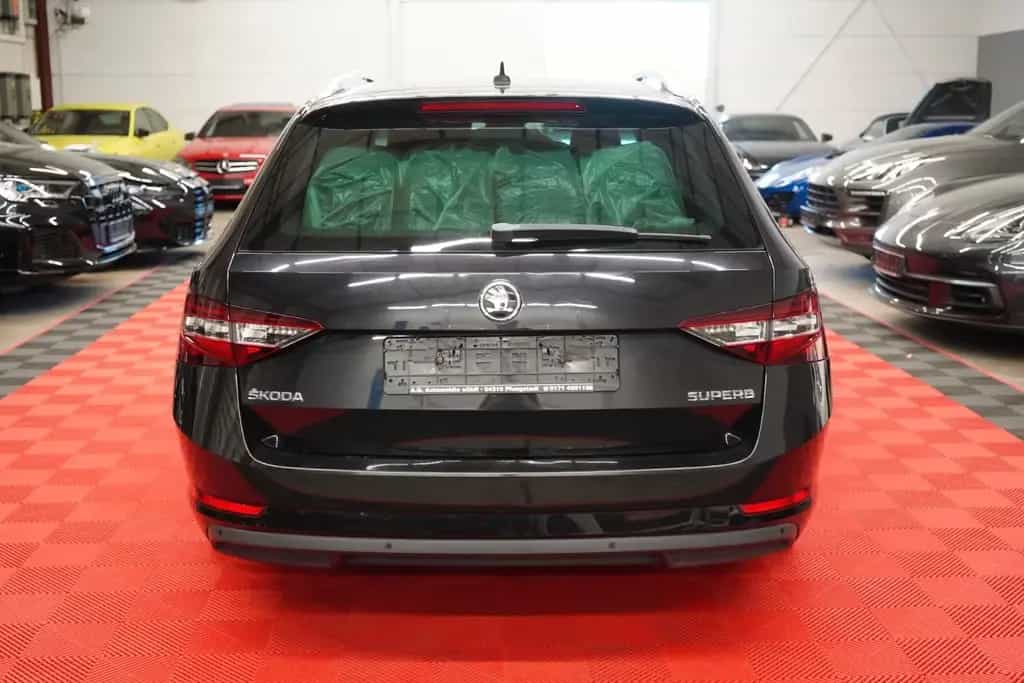 Skoda Superb 1.8 TSI Combi Style 2.Hand*Unfallfrei* 12/2016-photo-7