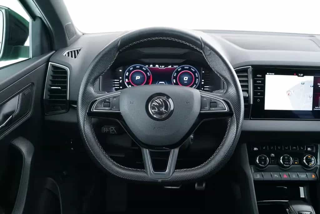 Skoda Karoq SPORTLINE 2.0TSI 4X4 DSG AHK-SCHWENKBARuvm 08/2020-photo-14