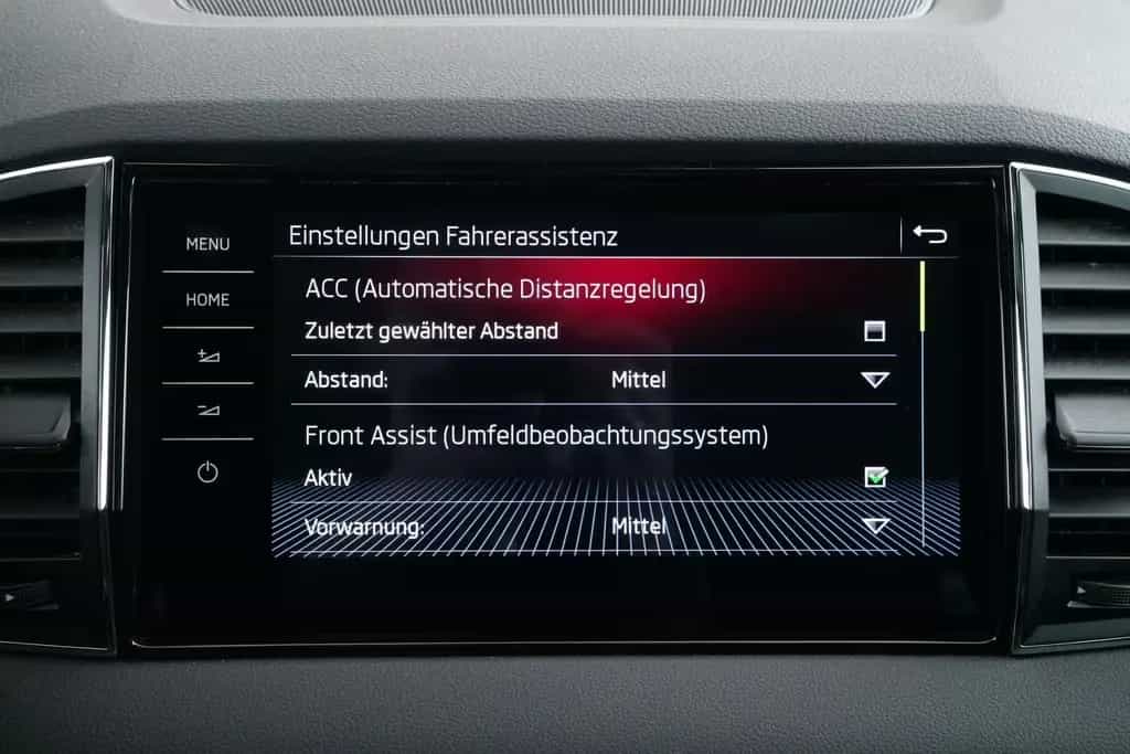 Skoda Karoq SPORTLINE 2.0TSI 4X4 DSG AHK-SCHWENKBARuvm 08/2020-photo-24