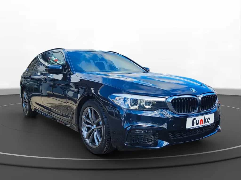 BMW 520 d M Sport **AHK**KAMERA**HiFi** 08/2019-photo-1