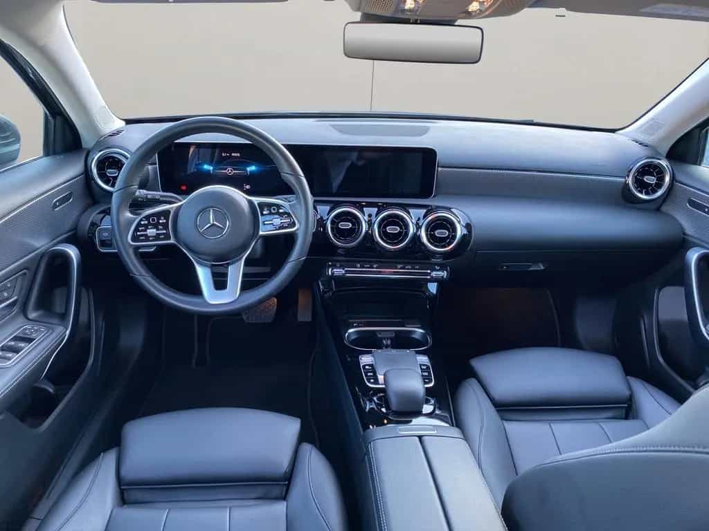 Mercedes-Benz A 250 Progressive *PDC SHZ* 10/2018-photo-11