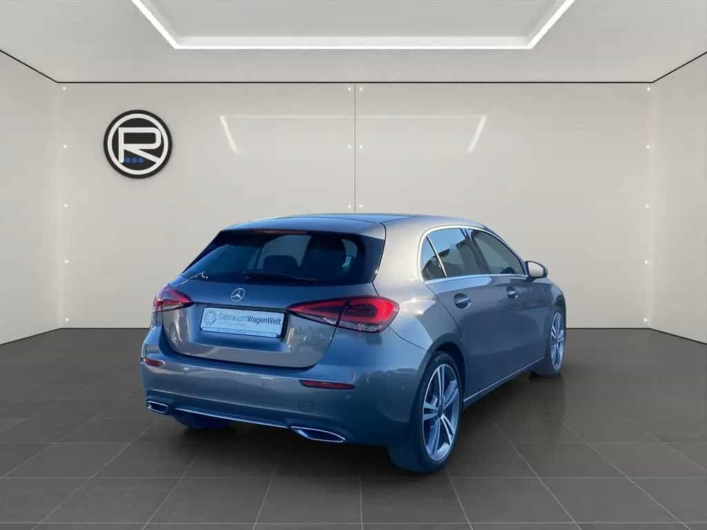 Mercedes-Benz A 250 Progressive *PDC SHZ* 10/2018-photo-6