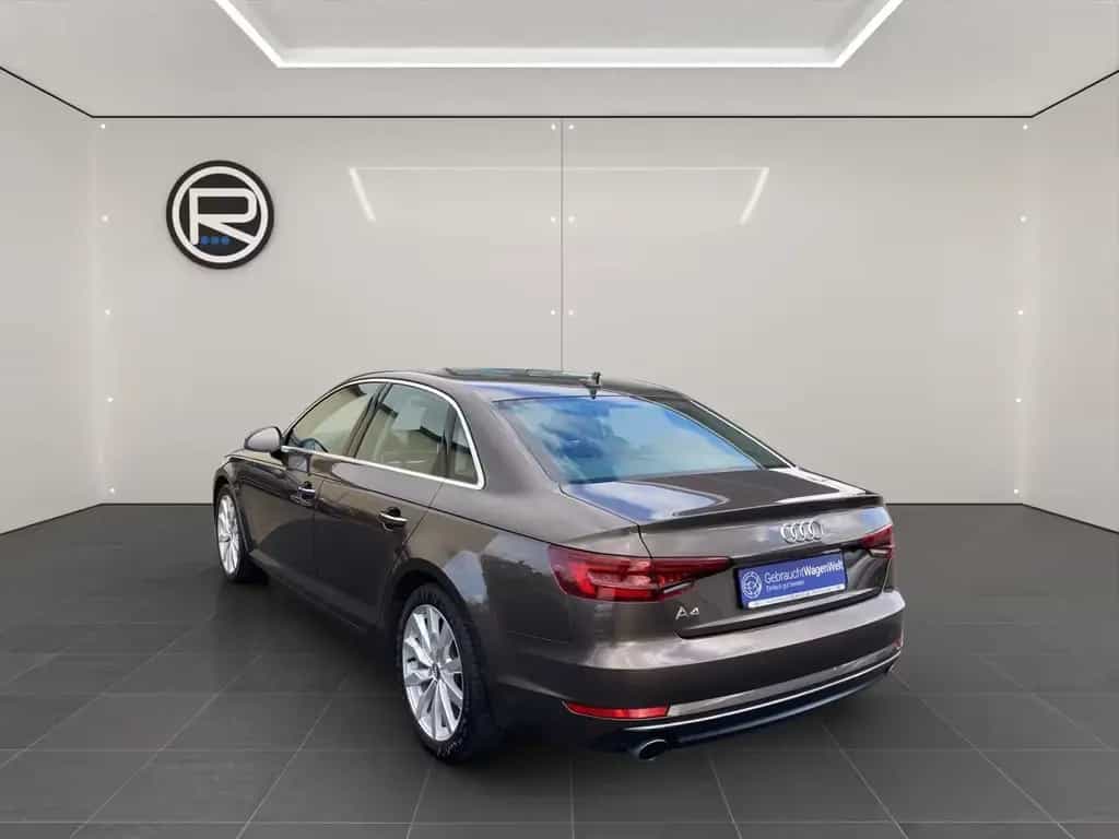 Audi A4 2.0 TFSI design ultra *AHK KAMERA SHZ* 04/2018-photo-5