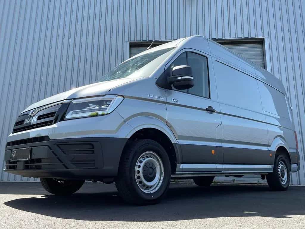 MAN TGE 3.180 L3H3 Kasten 4x4 NAVI LENKRADHZ DAB 09/2025-photo-20