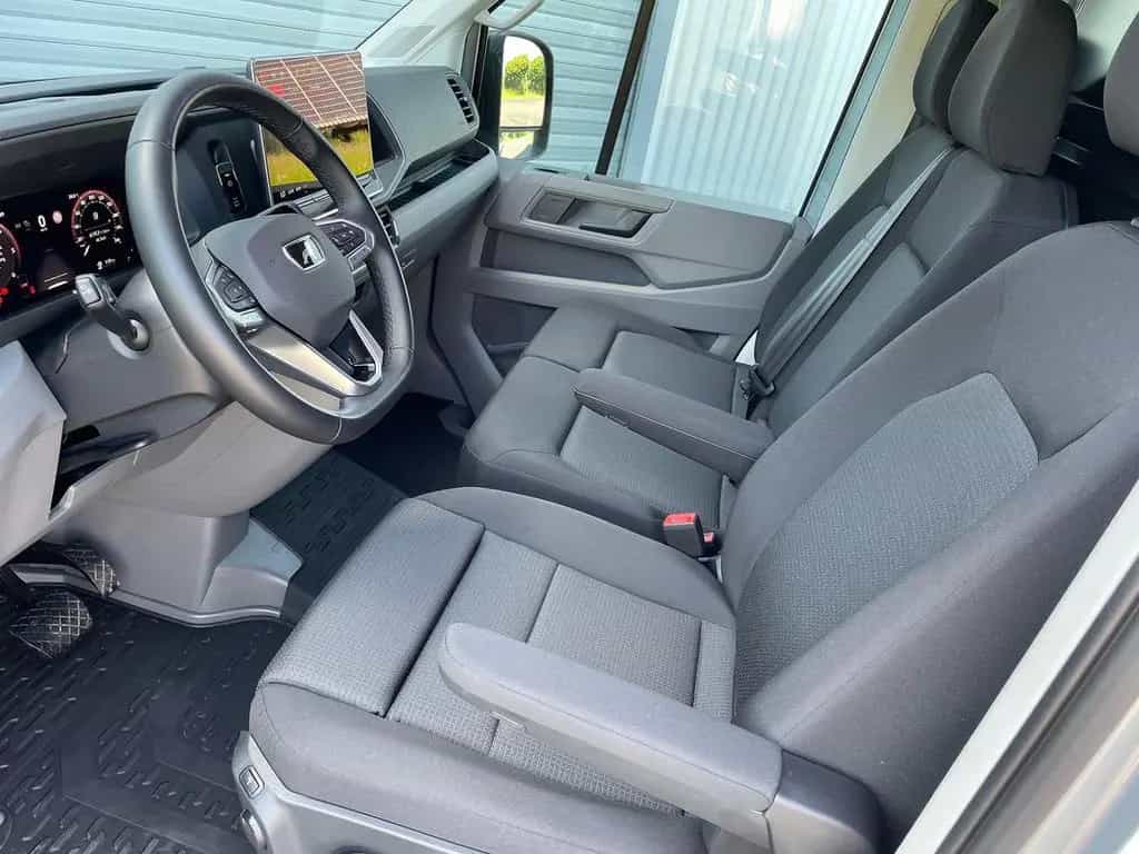 MAN TGE 3.180 L3H3 Kasten 4x4 NAVI LENKRADHZ DAB 09/2025-photo-26