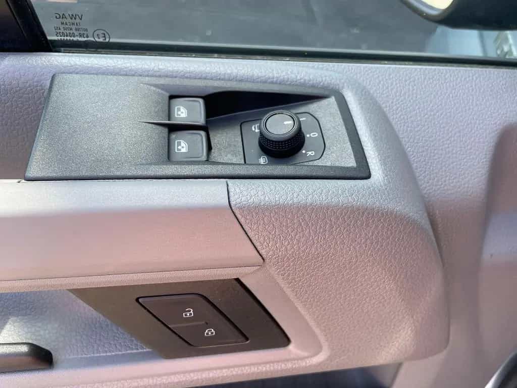 MAN TGE 3.180 L3H3 Kasten 4x4 NAVI LENKRADHZ DAB 09/2025-photo-28