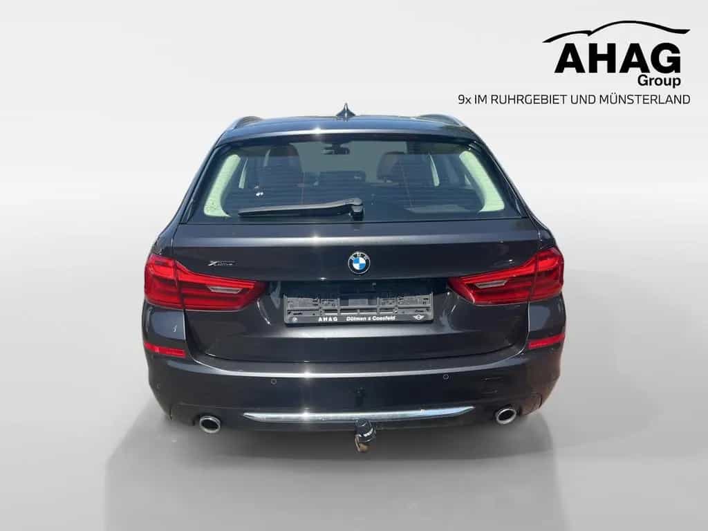 BMW 530 i xDrive *nur für Händler oder Export* 11/2018-photo-4