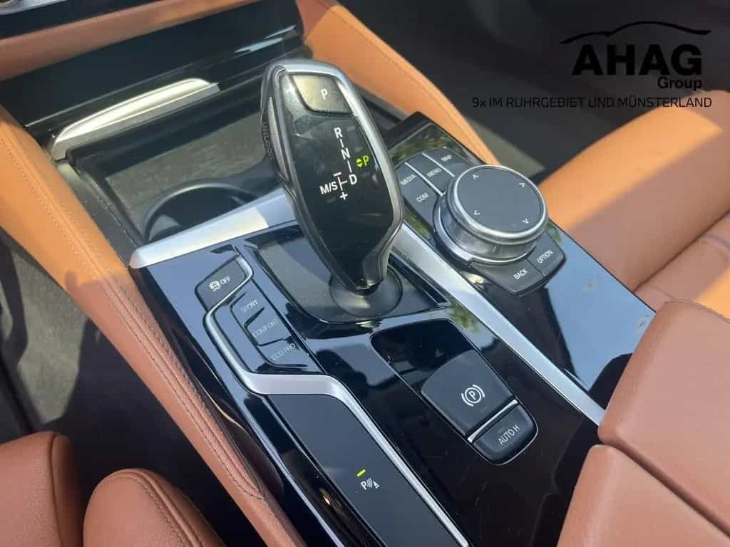BMW 530 i xDrive *nur für Händler oder Export* 11/2018-photo-9
