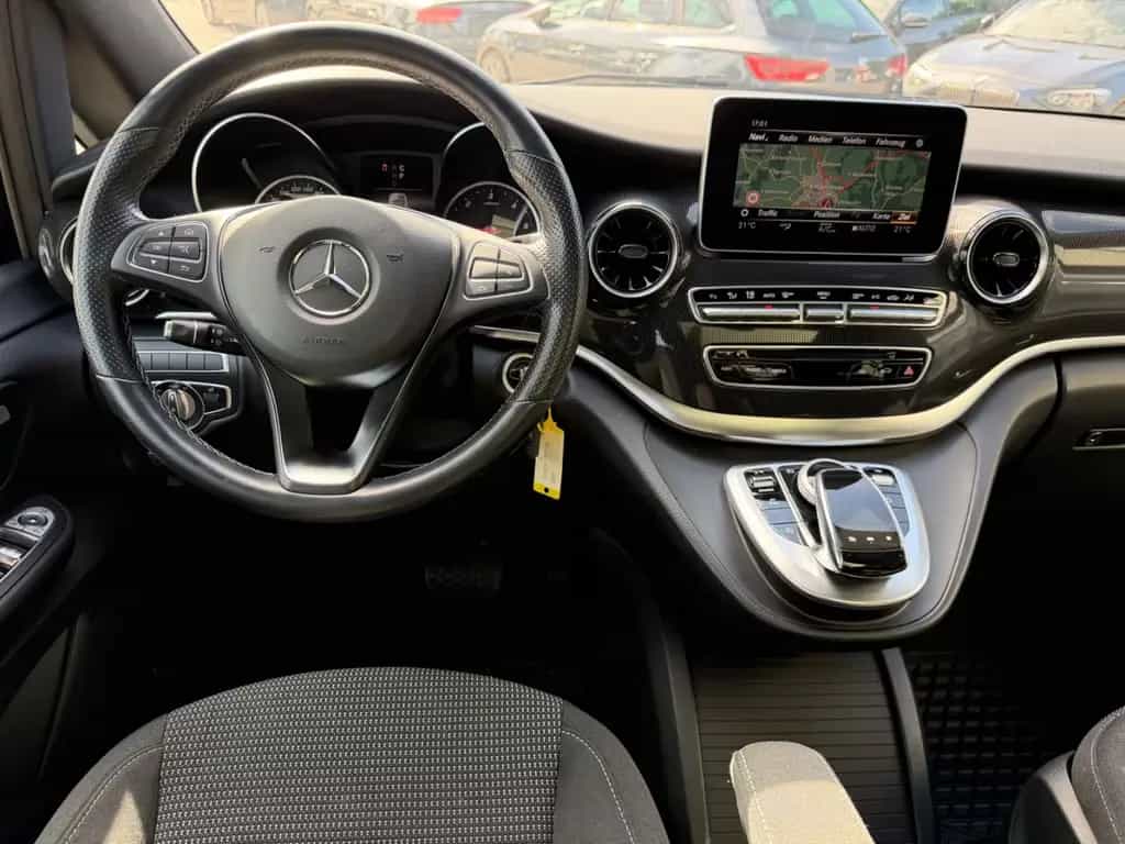 Mercedes-Benz V 250 d lang 9G-TRONIC Edition *PANO/AHK* 02/2020-photo-10