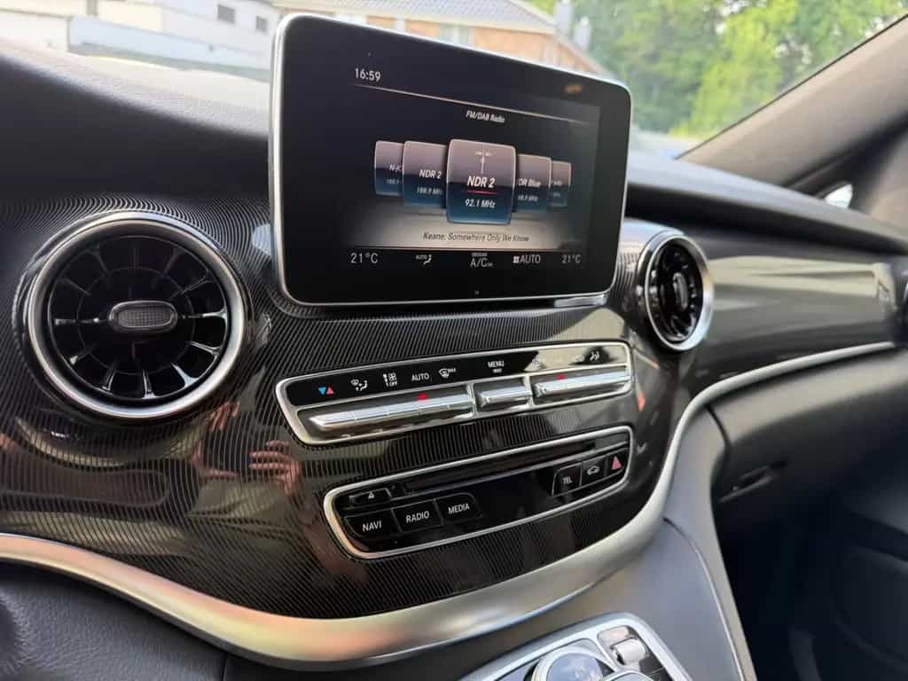 Mercedes-Benz V 250 d lang 9G-TRONIC Edition *PANO/AHK* 02/2020-photo-12