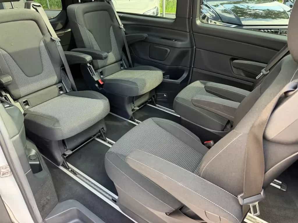 Mercedes-Benz V 250 d lang 9G-TRONIC Edition *PANO/AHK* 02/2020-photo-17