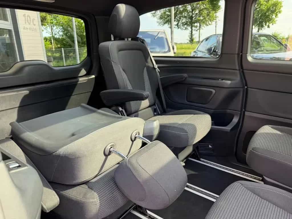 Mercedes-Benz V 250 d lang 9G-TRONIC Edition *PANO/AHK* 02/2020-photo-18