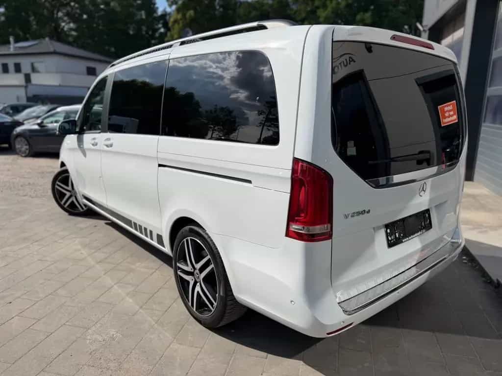 Mercedes-Benz V 250 d lang 9G-TRONIC Edition *PANO/AHK* 02/2020-photo-3