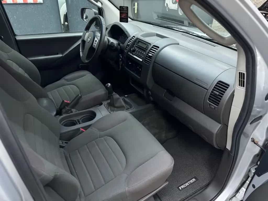 Nissan Navara Frontier 2.4 / Hardtop / Klima / LPG / 06/2005-photo-23