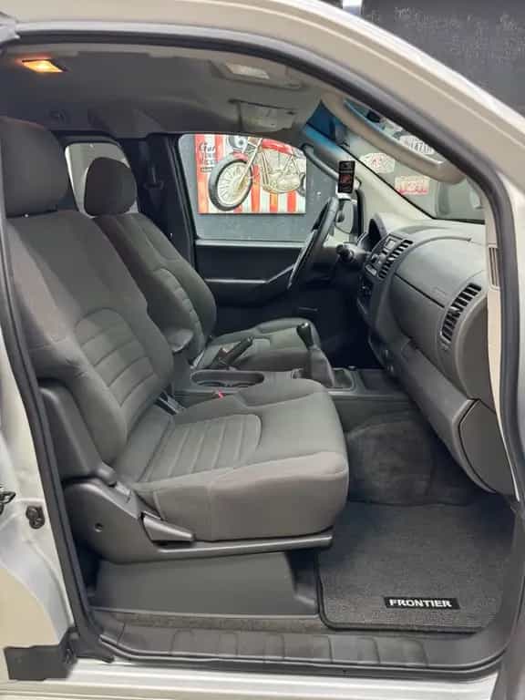 Nissan Navara Frontier 2.4 / Hardtop / Klima / LPG / 06/2005-photo-25