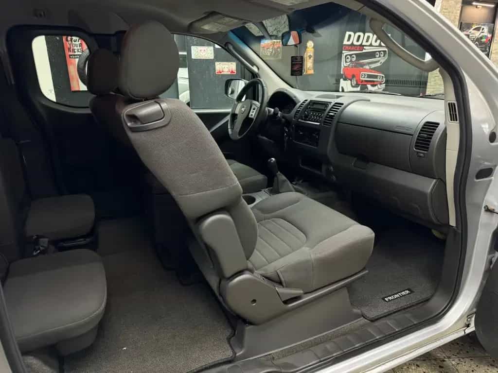 Nissan Navara Frontier 2.4 / Hardtop / Klima / LPG / 06/2005-photo-27