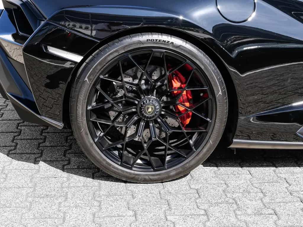 Lamborghini Huracán STO Nero Noctis, Exterior Matt Carbon 10/2022-photo-8