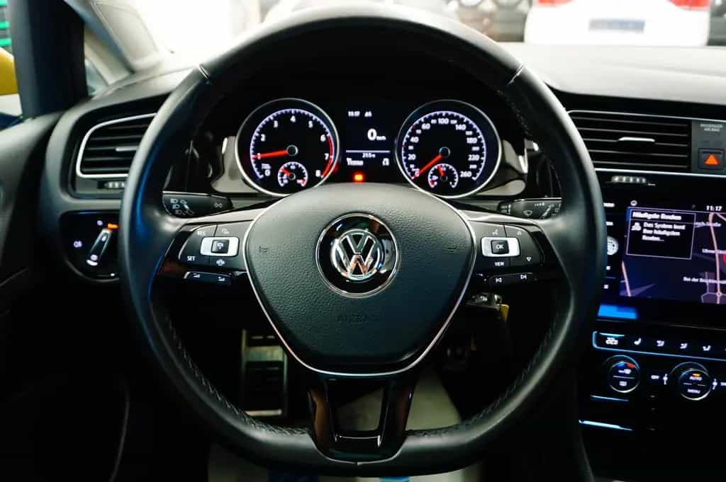 Volkswagen Golf VII Lim. Join R-Line*NAVI*ACC*LED 10/2018-photo-17