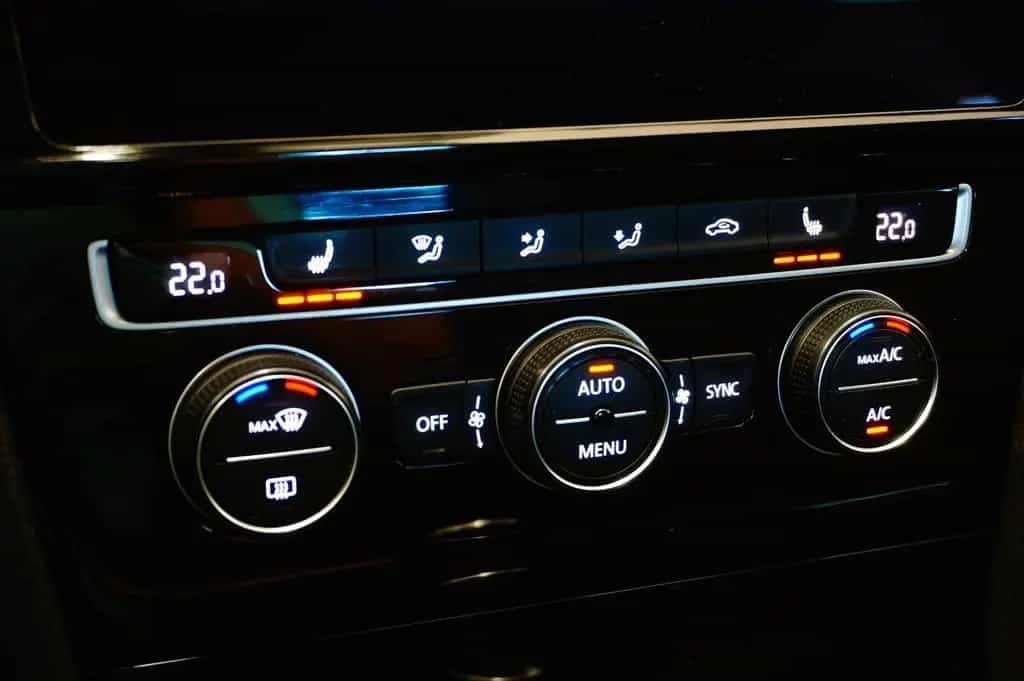 Volkswagen Golf VII Lim. Join R-Line*NAVI*ACC*LED 10/2018-photo-24