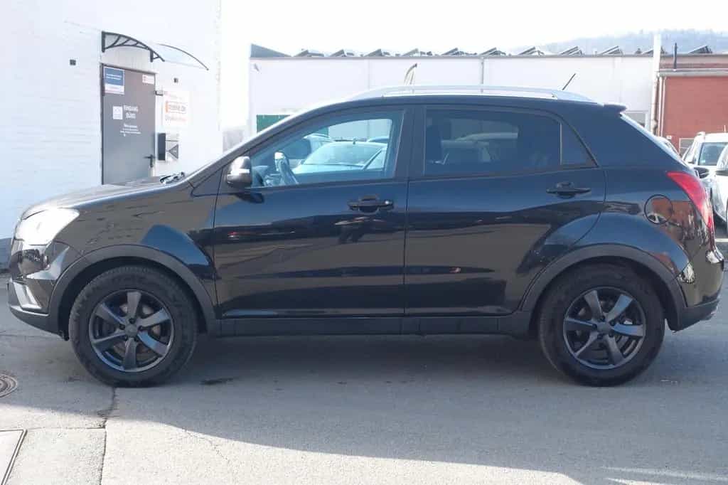 Ssangyong Korando *4x4*AHK*SHZ*NAVI*AUTOMATIK*LEDER*KAMERA* 02/2012-photo-5