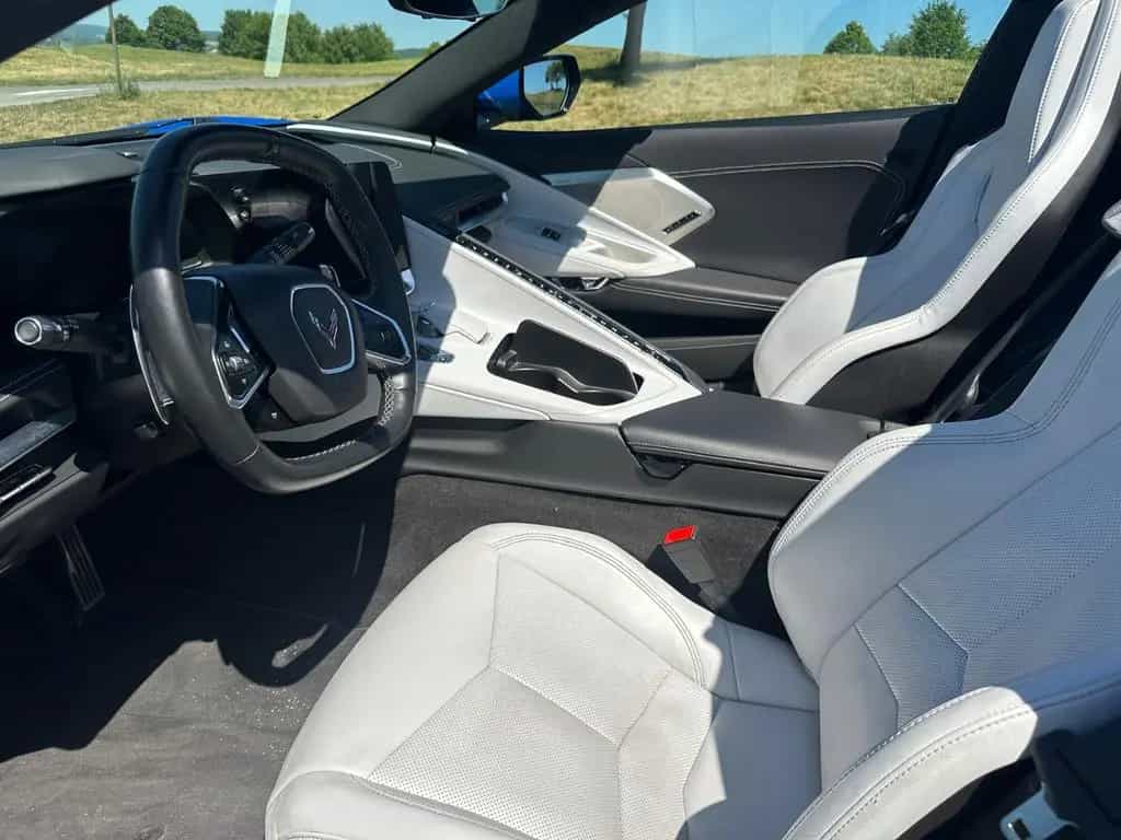 Corvette C8 Stingray Z51 pack,BOSE,SKYCOOL GRAY leather 06/2024-photo-10