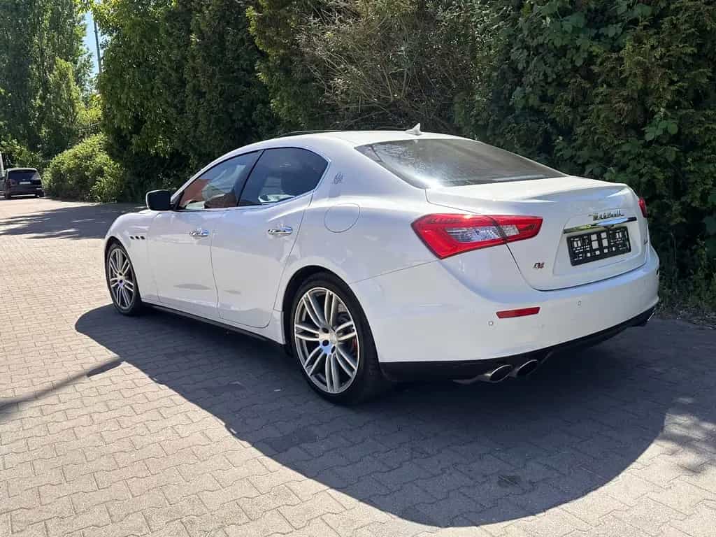 Maserati Ghibli 3.0 V6 S Q4 Automatik Mega Voll 09/2014-photo-5