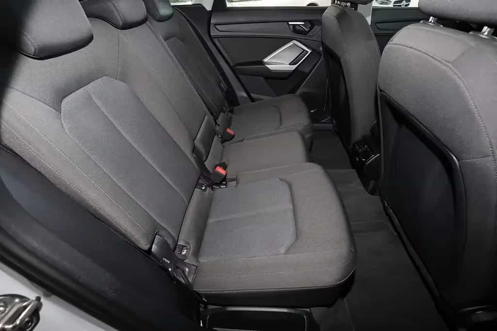 Audi Q3 35 TFSI Advanced Kamera+TEMPOMAT+18+CARPLAY" 04/2022-photo-5