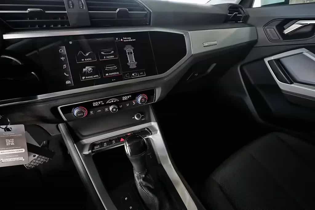 Audi Q3 35 TFSI Advanced Kamera+TEMPOMAT+18+CARPLAY" 04/2022-photo-8