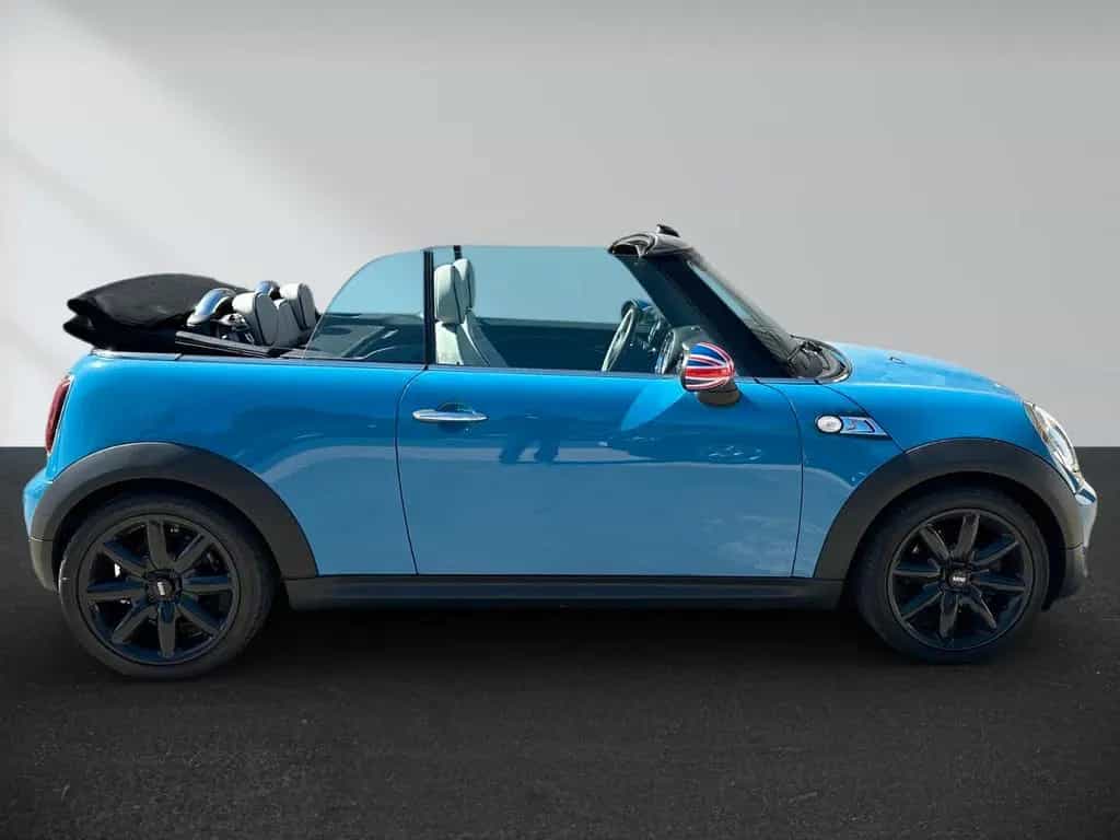 MINI Cooper S Cabrio 02/2014-photo-10