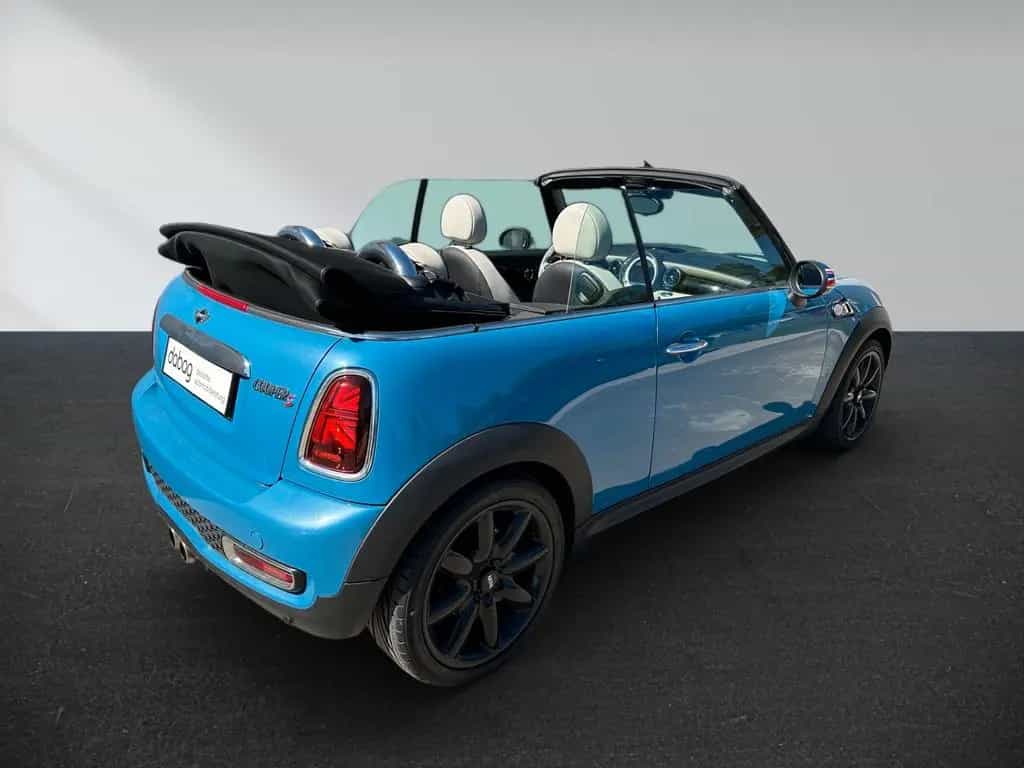 MINI Cooper S Cabrio 02/2014-photo-11