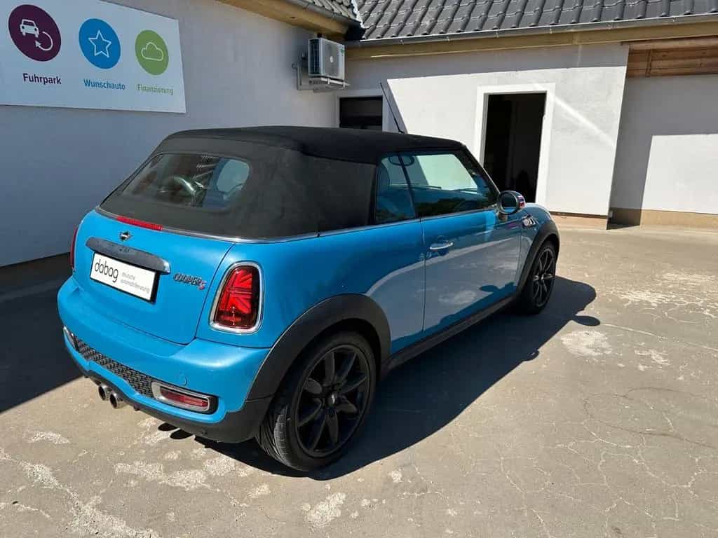 MINI Cooper S Cabrio 02/2014-photo-3