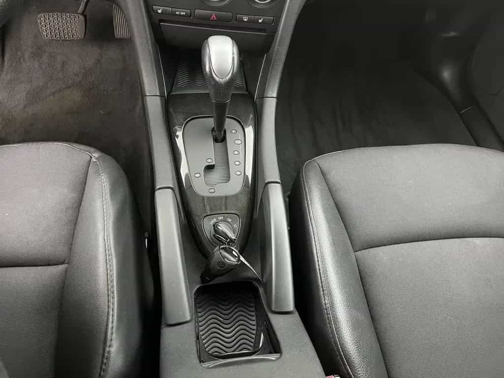 Saab 9-3 Sport Estate 1.8t Vector Aut. *LEATHER-FABRI 04/2010-photo-15