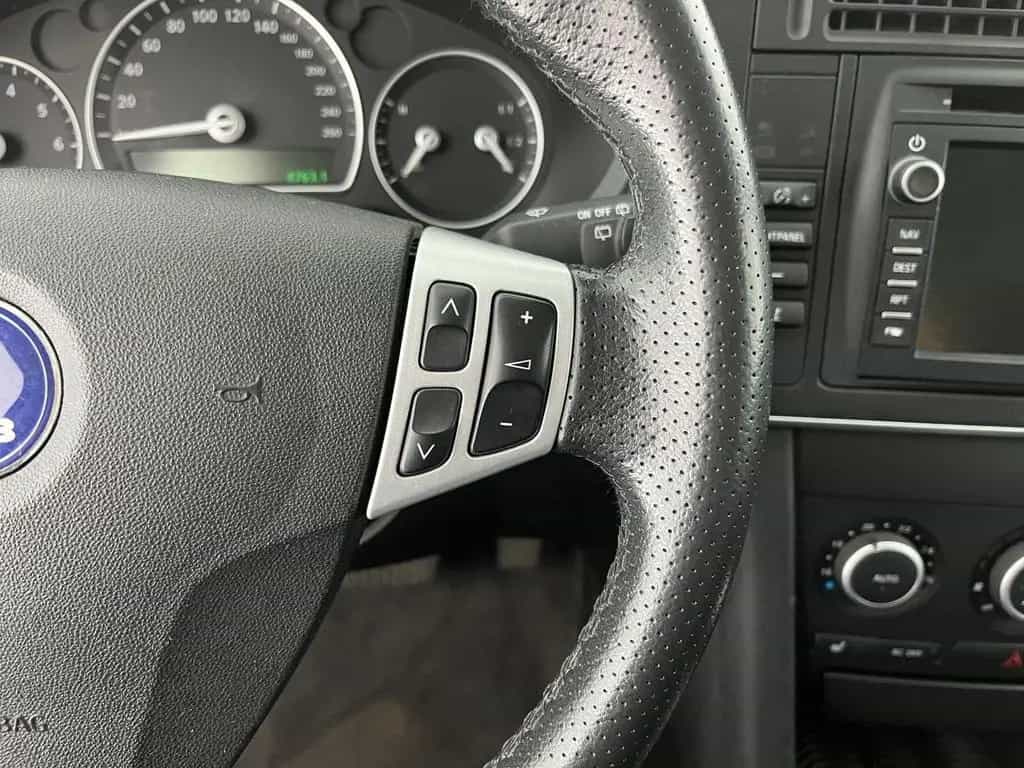Saab 9-3 Sport Estate 1.8t Vector Aut. *LEATHER-FABRI 04/2010-photo-17