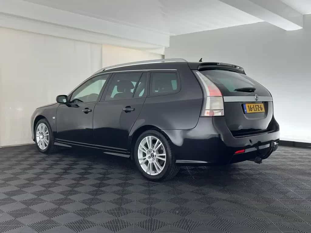 Saab 9-3 Sport Estate 1.8t Vector Aut. *LEATHER-FABRI 04/2010-photo-3
