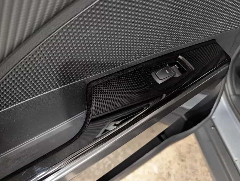 Ssangyong Tivoli 1.5 T-GDi 120kW Blackline AT LED|Navi|SHZ 05/2025-photo-10