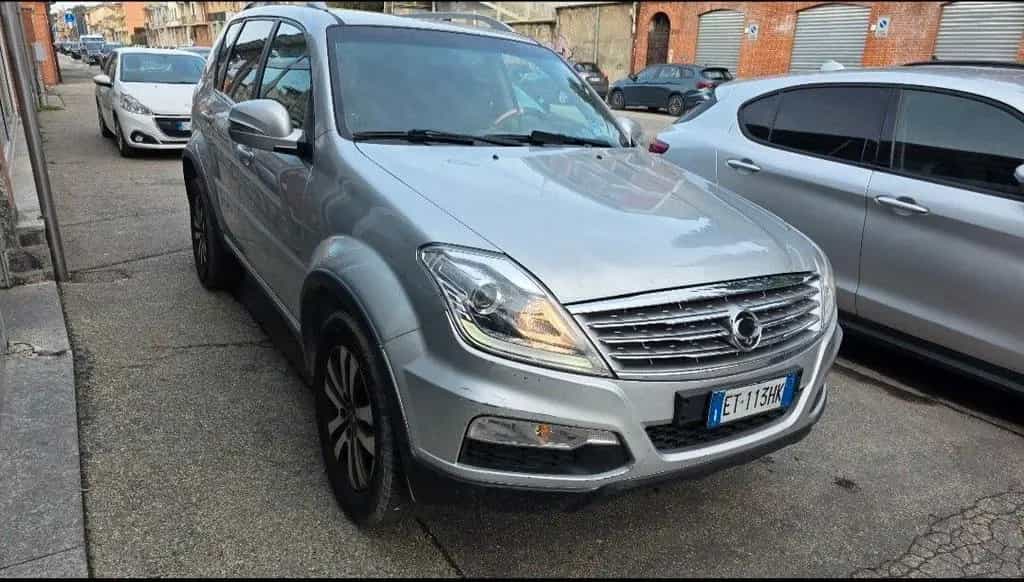 Ssangyong REXTON W 2.0 Xdi 4WD A/T Classy 7p 11/2013-photo-2