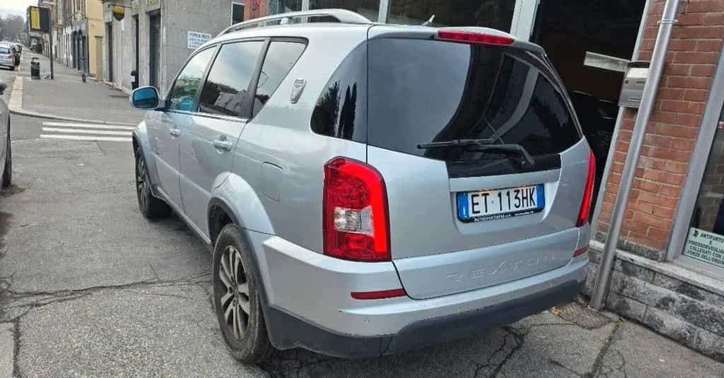 Ssangyong REXTON W 2.0 Xdi 4WD A/T Classy 7p 11/2013-photo-5