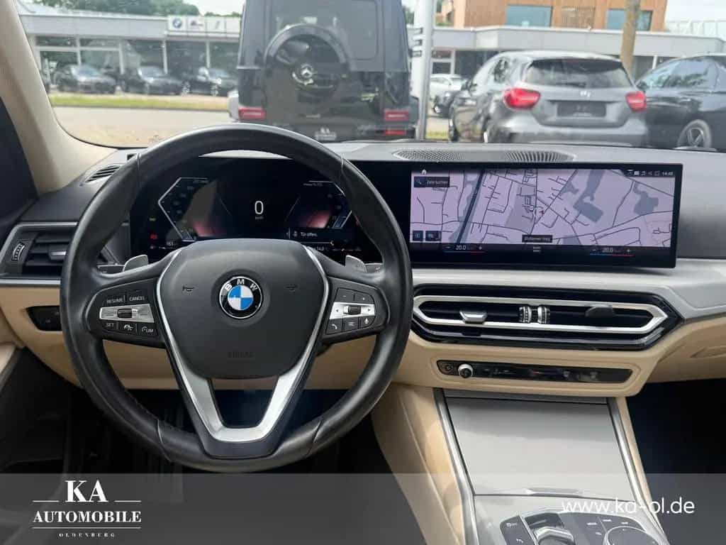 BMW 320 3er - 320 d AHK Schiebedach Kamera 18" Stop&Go 10/2022-photo-8