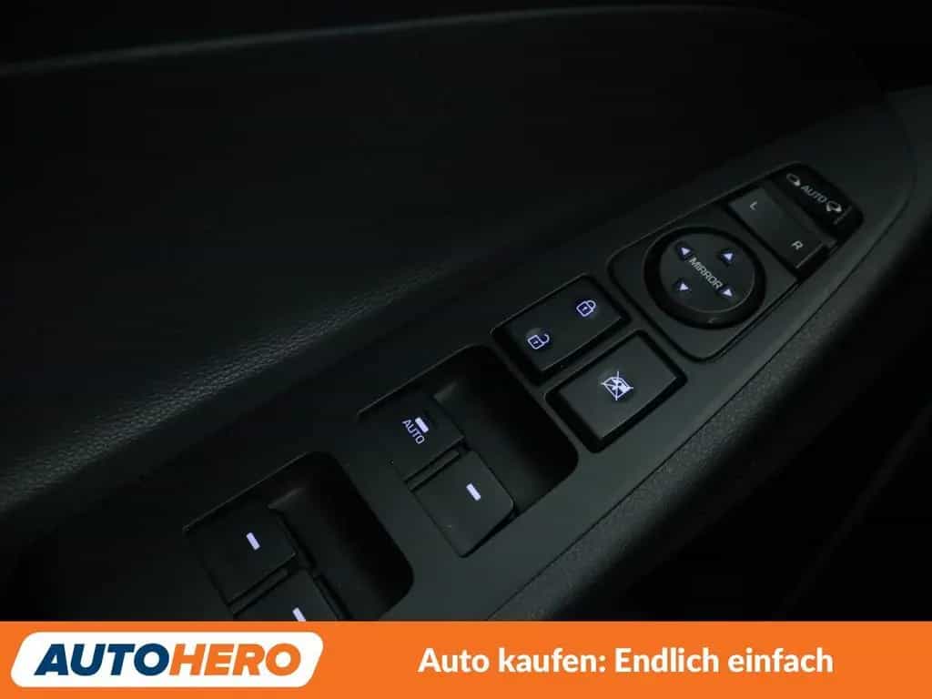Hyundai TUCSON 1.6 Trend blue 2WD*NAVI*TEMPO*CAM*PDC*SHZ 12/2017-photo-28
