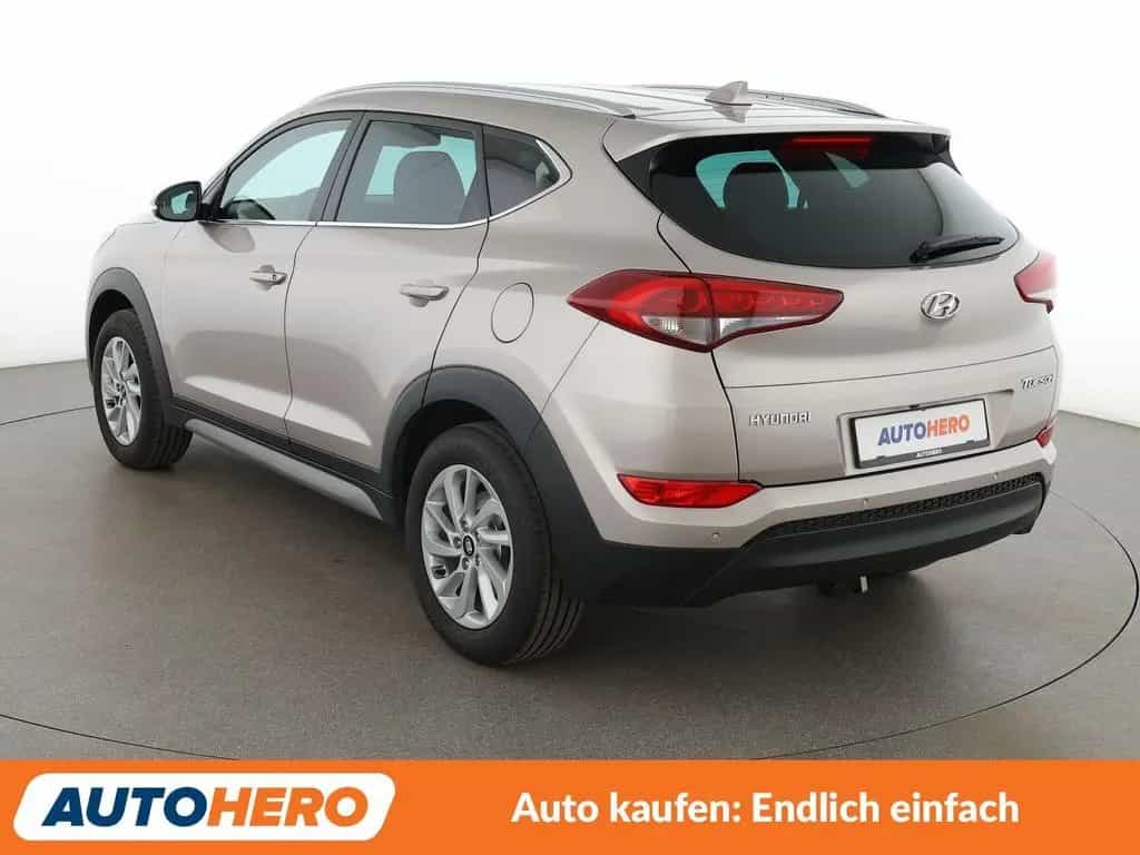 Hyundai TUCSON 1.6 Trend blue 2WD*NAVI*TEMPO*CAM*PDC*SHZ 12/2017-photo-3
