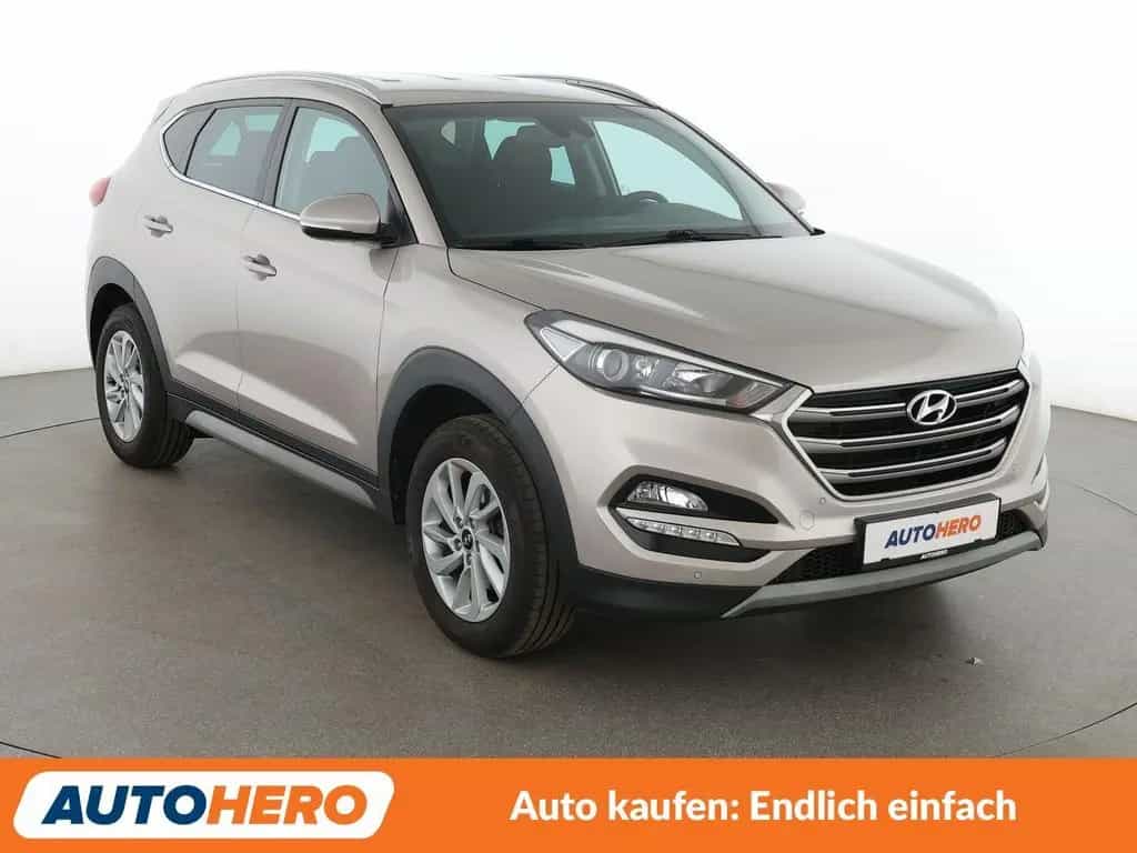 Hyundai TUCSON 1.6 Trend blue 2WD*NAVI*TEMPO*CAM*PDC*SHZ 12/2017-photo-7