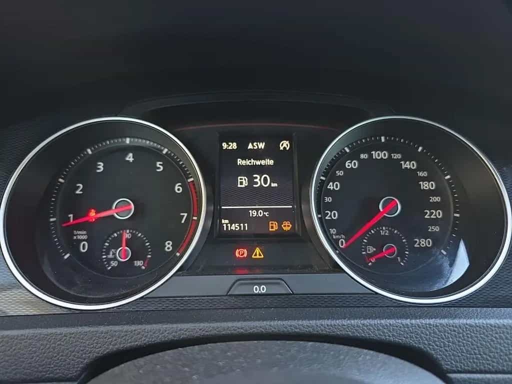 Volkswagen Golf VII 2.0 GTI Navi Xenon Sitzheizung Dynaudio 08/2015-photo-10