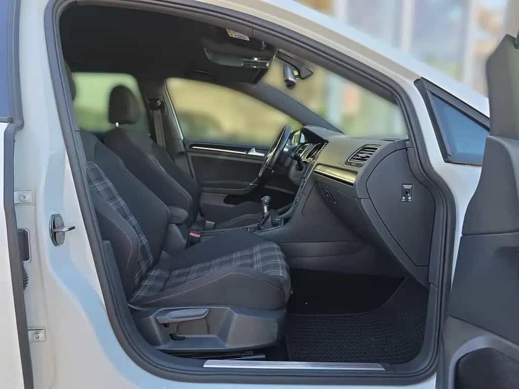 Volkswagen Golf VII 2.0 GTI Navi Xenon Sitzheizung Dynaudio 08/2015-photo-14