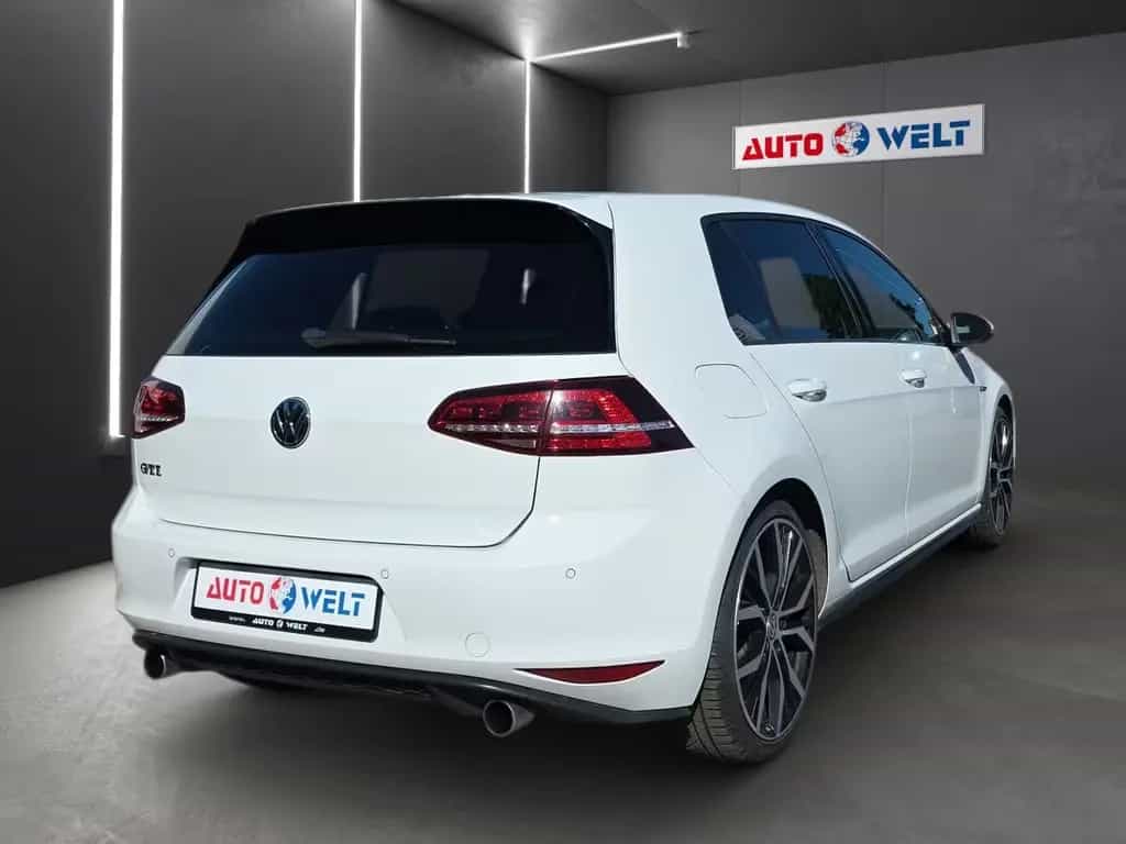 Volkswagen Golf VII 2.0 GTI Navi Xenon Sitzheizung Dynaudio 08/2015-photo-3